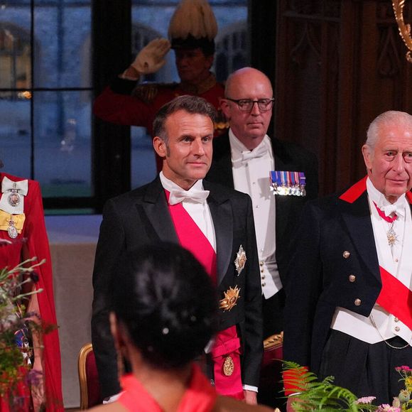 Le roi Charles III et la princesse de Galles Kate Middleton aux côtés d'Emmanuel Macron lors du Banquet d'État organisé en l'honneur du Président français à Londres le mardi 8 juillet 2025. Photo credit should read: Yui Mok/PA Wire