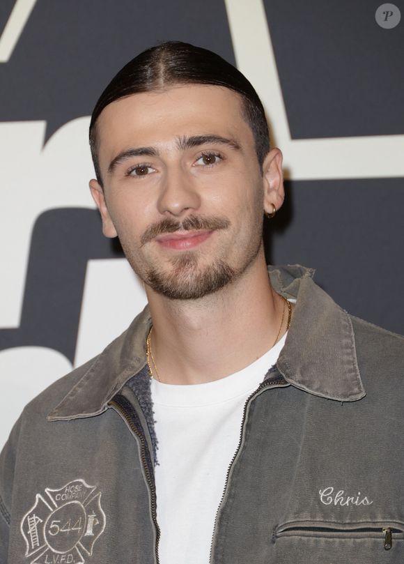 Il en dit ensuite plus sur sa relation avec le chanteur qui connaît une ascension fulgurante en ce moment : 

Pierre Garnier (Star Academy 11) - Photocall de la soirée de lancement de la 13ème saison de la "Star Academy" au cinéma Le Grand Rex à Paris. 
© Guirec Coadic/Bestimage