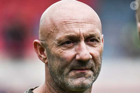 En 2013, il avait été nommé directeur général du club de Luzenac Ariège Pyrénée

Fabien Barthez - Les champions du monde de 98 ont défié les rugbymen du Stade toulousain lors d'une rencontre caritative pour l'association de Pascal Olmeta "Un sourire, un espoir pour la vie" sur la pelouse du stade Ernest Wallon à Toulouse, France, le 10 juillet 2017. © Agence/Bestimage