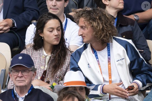 Joalukas Noah et sa soeur Jenaye Noah dans les tribunes lors des Internationaux de France de Tennis de Roland Garros 2025. Paris, le 26 mai 2025. © Jacovides-Moreau/Bestimage