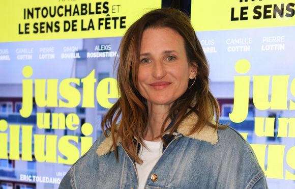 Elle évoque avec émotion sa fille qui danse seule et une image qui restera gravée dans sa mémoire.

Camille Cottin - Avant-première du film "Juste une illusion" au Méga CGR à Villenave-d'Ornon près de Bordeaux le 12 mars 2026. © Jean-Marc Lhomer/Bestimage.