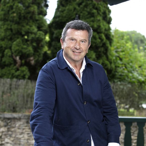 Info - Pascal Bataille, 66 ans, a annoncé la naissance de son petit-fils - Exclusif - Pascal Bataille lors de la 29ème édition de "La Forêt des Livres chez Gonzague Saint-Bris" à Chanceaux-près-Loches, le 31 août 2025.
© Cédric Perrin/Bestimage