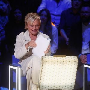 Exclusif - Muriel Robin - Enregistrement de l'émission "La Boîte à secrets", au Studio du Lendit, présentée par F.Bollaert et diffusée le 24 janvier sur France 3. Le 16 décembre 2024
© Christophe Clovis / Bestimage