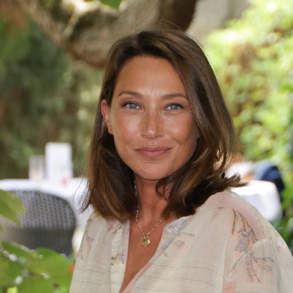 Laura Smet, 40 ans, s’est confiée dans le podcast Fenêtre sur corps de "L’Équipe" sur son mode de vie et son rapport au bien-être. 

Laura Smet - Photocall du film "Surface" lors de la 18ème édition du Festival du Film Francophone de Angoulême (FFA).

© Coadic Guirec / Bestimage