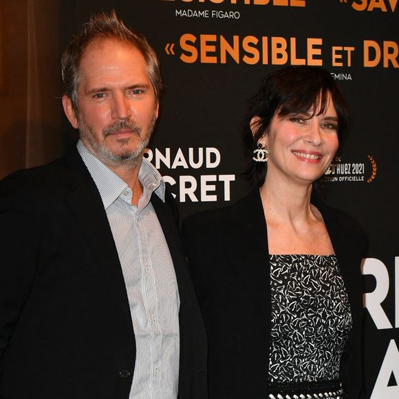 Une déclaration aussi simple que bouleversante, qui célèbre leur amour indéfectible,

Christopher Thompson et sa femme Géraldine Pailhas - Avant première du film " Tendre et Saignant" à l'UGC Bercy à Paris le 10 janvier 2022. © Veeren/Bestimage