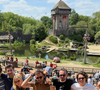 Le Puy du Fou !

Gauthier Le Bret avec femme, enfant et amis au Puy du Fou