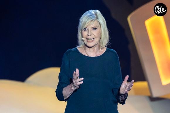 Dans Sept à Huit, elle expliquait que l'absence de son fils reste particulièrement présente lors des réunions familiales.

Chantal Ladesou durant l'enregistrement de la seconde soirée de "L'humour à la plage" pour la 3eme édition du festival de Juan les Pins à la pinède Gould le 27 juin 2026. 
© Jack Tribeca/Bestimage