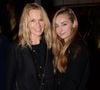 Une histoire familiale largement suivie par le public qui a très tôt influencé le rapport de la jeune femme à son propre quotidien. 

Exclusif - Estelle Lefébure et sa fille Emma Smet à l'after-party du film "Holy Lands" au restaurant le Beefbar (Rue Marbeuf dans le 8ème arrondissement) à Paris, France, le 4 décembre 2018. © Rachid Bellak/Bestimage
