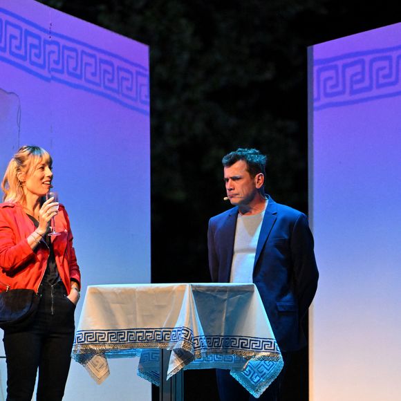 Grégori Baquet, et Mélanie Page les comédiens de la pièce : "Je m'appelle Georges" qui arrive tout droit du Festival d'Avignon et qui sera dès janvier 2025 au théâtre Actuel La Bruyère, jouent sur scène durant la 2ème soirée de la seconde édition des Théâtrales d'Eze avec Mélanie Page dans la pièce "Je m'appelle Georges" à l'oppidum du Col d'Eze, le 3 août 2024. © Bruno Bebert / Bestimage