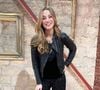 Il s'agit d'Aurore Morisse qui attend son premier enfant.

Aurore Morisse, acheteuse d'"Affaire conclue"