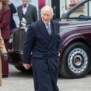 Le roi Charles III d'Angleterre et la reine Camilla visitent le centre d'apprentissage communautaire et familial de Barking, le 18 février 2026, à Londres, Angleterre, Royaume-Uni. Tayfun Salci/ZUMA Press Wire/Bestimage