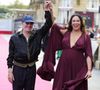 Karla Sofia Gascon et Jacques Audiard sur le tapis rouge d'Emilia Perez lors du 72e Festival international du film de Saint-Sébastien. 20 septembre 2024. (Lalo Yasky / Bestimage).