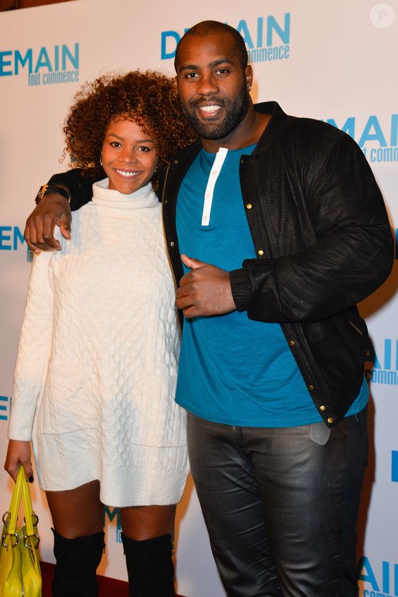 Teddy Riner et sa compagne Luthna Plocus - Avant première du film "Demain tout commence" au Grand Rex à Paris le 28 novembre 2016. © Coadic Guirec/Bestimage