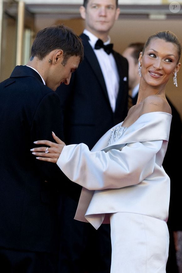 Anwar Hadid et sa soeur Bella - Montée des marches du film " Garance " lors du 79ème Festival International du Film de Cannes, le 17 mai 2026. © Olivier Borde / Bestimage