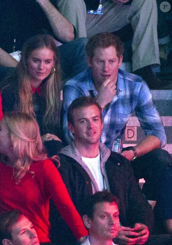 Le prince Harry, Cressida Bonas, Sam, Holly and Richard Branson, Princess Beatrice and Dave Clarke - "We Day UK" au stade de Wembley à Londres. Le 7 mars 2014 AGENCE / BESTIMAGE