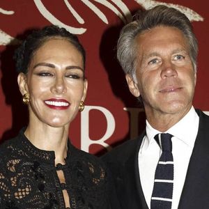 Emmanuel Philibert de Savoie et sa chérie Adriana se sont retrouvés sous le soleil d'Espagne
Le prince Emmanuel-Philibert de Savoie et sa compagne Adriana Abascal - Adriana Abascal, Emmanuelle Filiberto de Savoie au photocall pour une soirée Vanity Fair Cordon Press