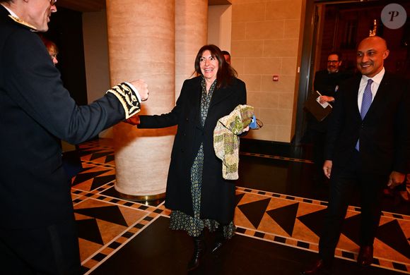 Maire de Paris depuis 2014, elle n'a de cesse de provoquer la colère des Parisien mécontents de ses mesures visant à préserver la qualité de l'air et l'environnement à Paris
Anne Hidalgo, maire de Paris au dîner annuel du CCAF (Conseil de coordination des associations arméniennes de France) à l'hôtel du collectionneur à Paris le 11 mars 2025

© Christian Liewig / Bestimage