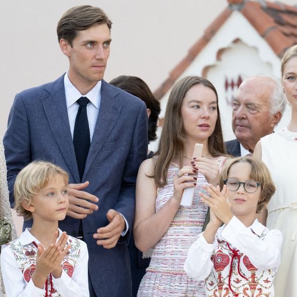 La princesse Alexandra de Hanovre était aux 20 ans de règne du prince Albert

La princesse Caroline de Hanovre, Stefano Ercole Carlo Casiraghi, Ben Sylvester Strautmann, la princesse Alexandra de Hanovre, Francesco Carlo Albert Casiraghi, Beatrice Borromeo, Charlotte Casiraghi et Balthazar Casiraghi-Rassam assistent à la célébration des 20 ans de règne du prince Albert II de Monaco à Monaco. Photo by David NIVIERE/ABACAPRESS.COM