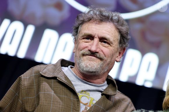 Il y recevait aussi de célèbres amis tels qu'Alice Taglioni ou le chanteur Renaud
Jean-Paul Rouve lors de la cérémonie d'ouverture de la 28ème édition du festival International du Film de Comédie à l'Alpe d'Huez le 13 janvier 2025. © Dominique Jacovides / Bestimage