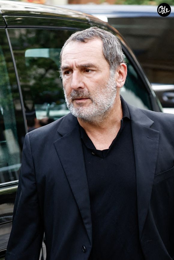 Gilles Lellouche - Arrivées aux obsèques de Nicolas Altmayer en l’Église de Saint-Germain-des-Prés à Paris le 31 aout 2026. © Dominique Jacovides-Cyril Moreau/Bestimage