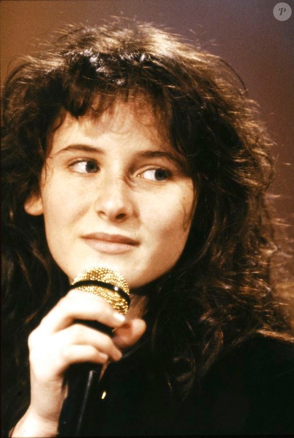 Elle a débuté sa carrière il y a 40 ans exactement, dans la musique.

Archives - Portrait de Elsa Lunghini, 25 février 1987.
© Cédric Perrin / Bestimage