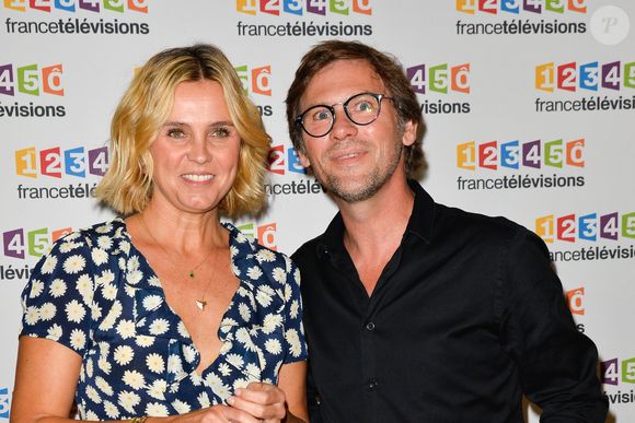 Marine Vignes et Laurent Romejko lors du photocall de la présentation de la nouvelle dynamique 2017-2018 de France Télévisions. Paris, le 5 juillet 2017.
© Guirec Coadic/Bestimage