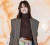 On lui a reproché son accent trop français puis trop bourgeois
Charlotte Gainsbourg - Photo Call pour Le Défilé « Saint Laurent »Collection Prêt-à-Porter Automne/Hiver 2025-2026" lors de la Fashion Week de Paris (PFW), le 11 mars 2025. © Olivier Borde /Bestimage