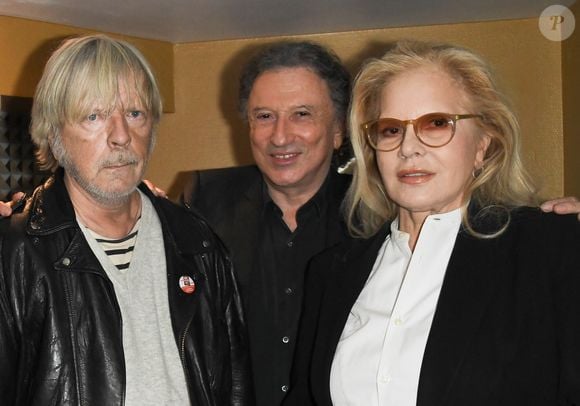 Exclusif - Le chanteur Renaud (Renaud Séchan), Michel Drucker et Sylvie Vartan - Célébrités au concert de Dave à Bobino à Paris le 18 novembre 2019. © Coadic Guirec/Bestimage