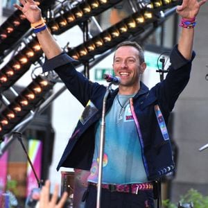 Chris Martin et son groupe Coldplay se produisent lors du concert de l'émission "Today Show" (NBC) à New York, le 8 octobre 2024.