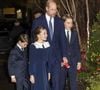Le prince George, la princesse Charlotte et le prince Louis apparaissent tout sourire.

Londres, ROYAUME-UNI Le prince William (Le prince William, prince de Galles), le prince de Galles, Catherine, princesse de Galles (Catherine "Kate" Middleton, princesse de Galles), le prince George (Le prince George de Galles), le prince Louis (Le prince Louis de Galles) et la princesse Charlotte (La princesse Charlotte de Galles) assistent à la cérémonie de chants "Together At Christmas" à l'abbaye de Westminster.

Backgrid UK/ Bestimage