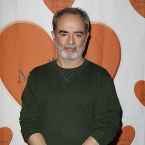 Exclusif - Bruno Solo - Tournoi de Poker caritatif pour l'association "Marraine de Coeur" au restaurant "Le Petit Poucet" à Neuilly-sur-Seine le 16 mars 2026. © Marc Ausset-Lacroix/Bestimage