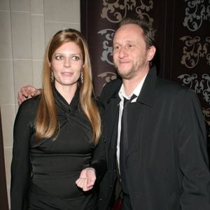 Chiara Mastroianni et Benoit Poelvoorde à la soirée après la cérémonie des César à l'espace Ricard à Paris le 25 février 2006. Crédit Bestimage