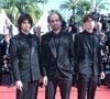 Tara-Jay et Roxan, à l'instar de leurs parents, se montrent rarement

Thomas Bangalter (Daft Punk) et ses fils Tara-Jay et Roxan lors de la montée des marches du film "Amour Ouf" lors du 77ème Festival International du Film de Cannes (14 - 25 mai 2024), le 23 mai 2024. RACHID BELLAK / BESTIMAGE