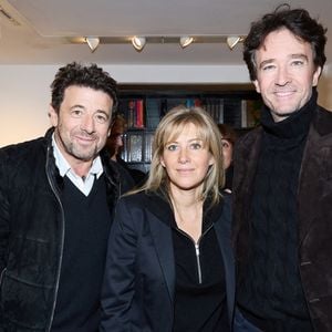 Exclusif - Antoine Arnault, Amanda Sthers et Patrick Bruel - Des personnalités lors du vernissage de l'exposition d'Amanda Sthers « Le lendemain, tout a changé » à la galerie « 75 Faubourg » à Paris. Le 1er décembre 2022. 
© Cyril Moreau / Bestimage