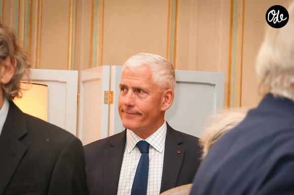 Exclusif - Loïc Mizon - Quelques semaines après avoir ouvert la Journée de l'Assemblée nationale dédiée à l'Engagement, le samedi 11 avril 2026, M.Ladreit de Lacharrière a reçu Y.Braun-Pivet pour un prestigieux dîner du Cercle de la Revue des Deux Mondes, le 8 juin 2026. 
© Jack Tribeca / Bestimage