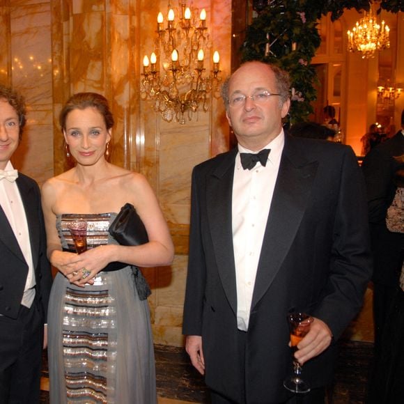 Ensemble, ils sont devenus parents de trois enfants : Hannah (née en 1988), Joseph (né en 1991), et George (né en 2000). 

Kristin Scott Thomas avec François Olivennes, Paris, Hotel de Crillon, novembre 2006 @Guibbaud-Nebinger-Orban/ABACA