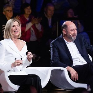 Michèle Laroque et Kad Merad ont aussi eux leur lot de suprises

Exclusif - Kad Merad et Michele Laroque lors de l'enregistrement de l'émission "La chanson secrète N°14", présentée par Nikos Aliagas et diffusée le 26 décembre sur TF1, à Paris le 9 décembre 2025. © Jacovides-Moreau/Bestimage