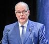 Albert de Monaco a vécu un coup dur ce mardi
Le prince Albert II de Monaco a participé à la séance d'ouverture du Medmun (Mediterranean Model United Nations) au Grimaldi Forum à Monaco, accompagné par Luis Vassy, le directeur de Science Po Paris, Eléonore Blanchet, la secrétaire générale du MEDMUN , et Nasser Kamel, le secrétaire général de l'union pour la Méditerranée. 
Cet événement permet la simulation d'une conférence des Nations Unies (MUN). Un genre de jeu de rôle, très prisé des écoles en science politique, qui permet de se familiariser avec le fonctionnement des organisations internationales et de développer ses connaissance dans le domaine de l'actualité. C'est une conférence annuelle qui rassemble 500 étudiants pour trois jours d'immersion dans le monde de la diplomatie. Au cours de cet événement, des lycéens du monde entier simulent les débats de l'ONU en représentant la délégation d'un pays dans plusieurs organes de l'ONU. L'objectif est de comprendre comment fonctionnent les discussions diplomatiques et de trouver des solutions aux problèmes mondiaux. © Claudia Albuquerque/Bestimage