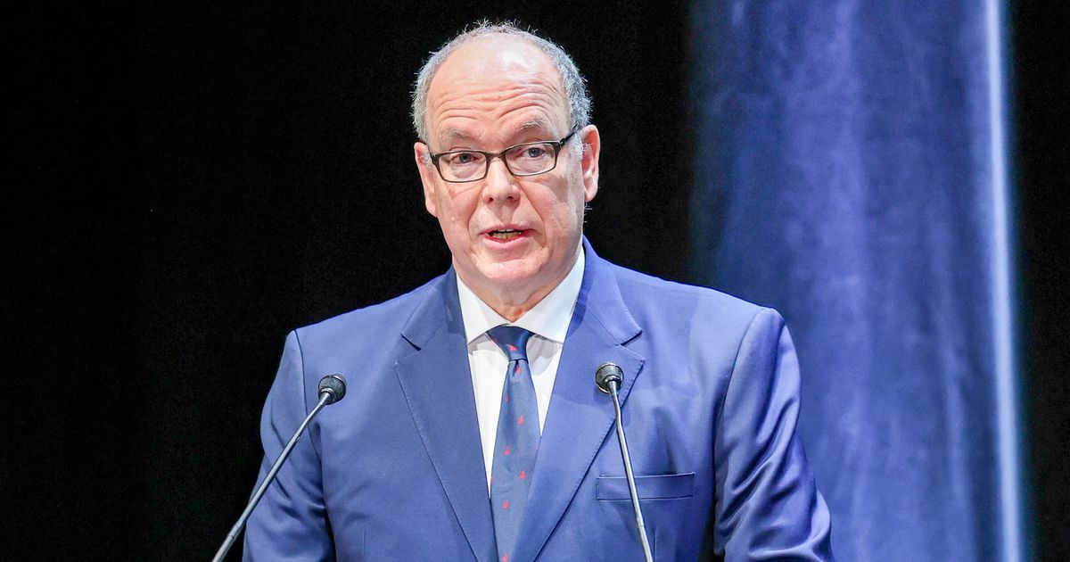 A quelques jours d'une date déjà bien difficile, le prince Albert ...