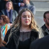 “Maman, on ne t’oublie pas” : Un mois et demi après la disparition d’Émilie Dequenne, sa fille Milla lui adresse un poignant message