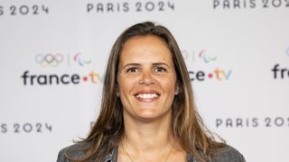 Laure Manaudou, tata fière auprès de ses nièces, déjà championnes dans un sport très éloigné de la natation
