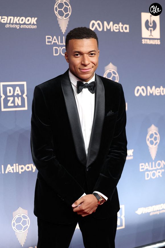 Kylian Mbappé à la 70e cérémonie du Ballon D'Or au Palladium Theatre à Londres le 26 octobre 2026. © Cyril Moreau / Bestimage