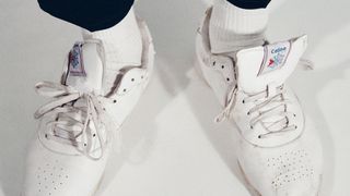 Pour son premier défilé chez Celine, Michael Rider réinvente la basket la plus célèbre des années 1980