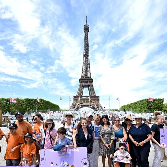 Virginie Coupérie-Eiffel et Philippe Rozier avec l’association Cheval & Handicap lors du Longines Paris Eiffel Jumping le 20 juin 2025

© Perusseau / Veeren / Bestimage
