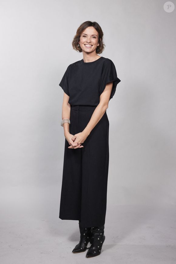 Exclusif - Isabelle Ithurburu - Studio avec les invités de l'enregistrement de l'émission "La chanson secrète N°14", présentée par N.Aliagas et diffusée le 26 décembre sur TF1, à Paris, France, le 9 décembre 2025. © Jacovides-Moreau/Bestimage