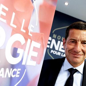 Ce ralliement s'inscrit directement dans la perspective de l'élection présidentielle de 2027.

Exclusif - David Lisnard, candidat à l'élection présidentielle, donne une conférence de presse au siège de son parti Nouvelle Energie pour la France sur le thème de la santé après une visite à l'institut du coeur le 5 mai 2026.
L'actuel maire de Cannes et président de l'AMF (association des maires de France) est venu présenter ses mesures en cas de victoire à l'élection présidentielle.

© Dominique Jacovides / Bestimage