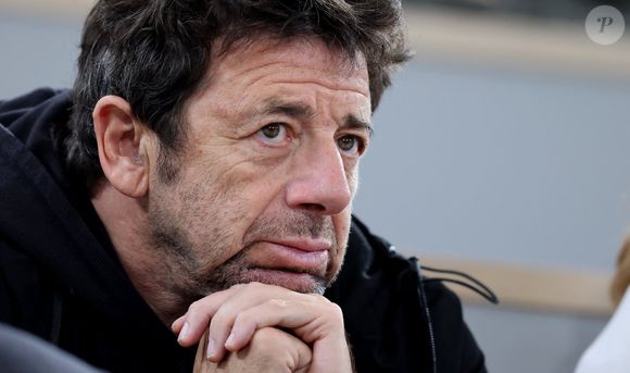 Le chanteur s'est exprimé à ce sujet sur Instagram

Patrick Bruel - Célébrités dans les tribunes des Internationaux de France de tennis de Roland Garros 2024 à Paris le 27 mai 2024. © Moreau-Jacovides/Bestimage