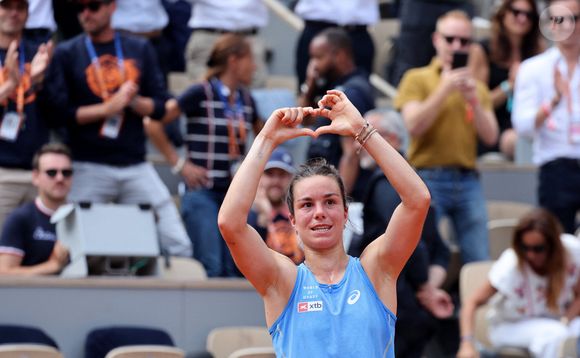 La française Loïs Boisson bat l'américaine Pegula (3-6, 6-4, 6-4), au 4ème tour des internationaux de France de Tennis de Roland Garros 2025 (Jour 9), à Paris, France, le 2 juin 2025. © Jacovides-Moreau/Bestimage