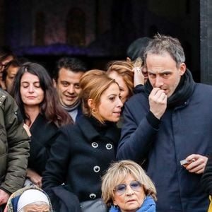 Léa Salamé et son compagnon Raphaël Glucksmann - Obsèques de Sébastien Demorand à la Coupole du crématorium du cimetière du Père-Lachaise à Paris, France, le 31 janvier 2020.