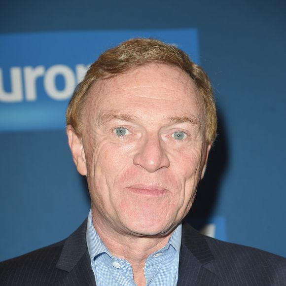 Mais Christophe Hondelatte assure que ce n'est pas la raison de son départ...

Christophe Hondelatte - Conférence de rentrée de la radio Europe 1 à Paris le 6 septembre 2018. © Coadic Guirec/Bestimage